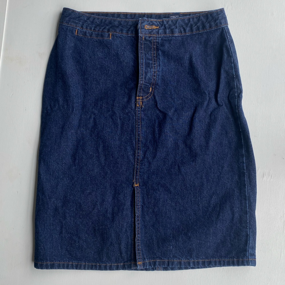 Gap dark wash denim skirt
